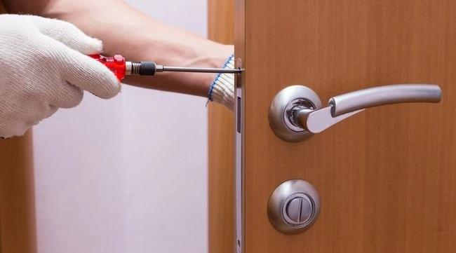 >türschloss auswechseln